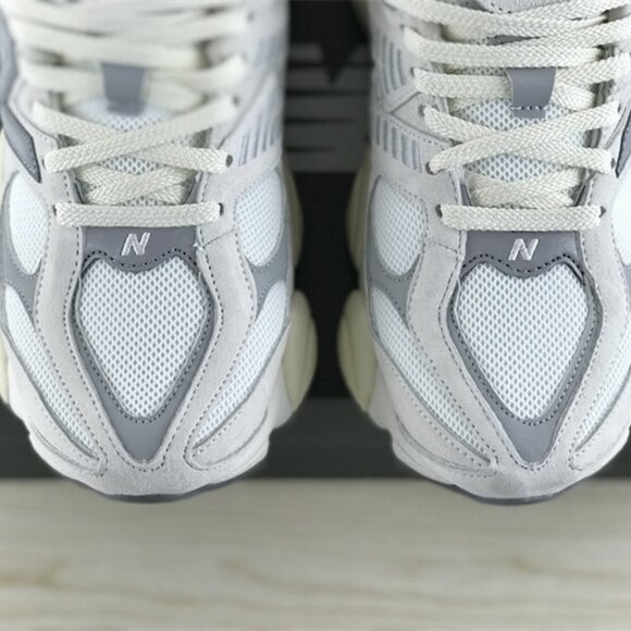 New Balance 9060 Light Blue Mens Sports Casual Shoes - Picture 4 of 14